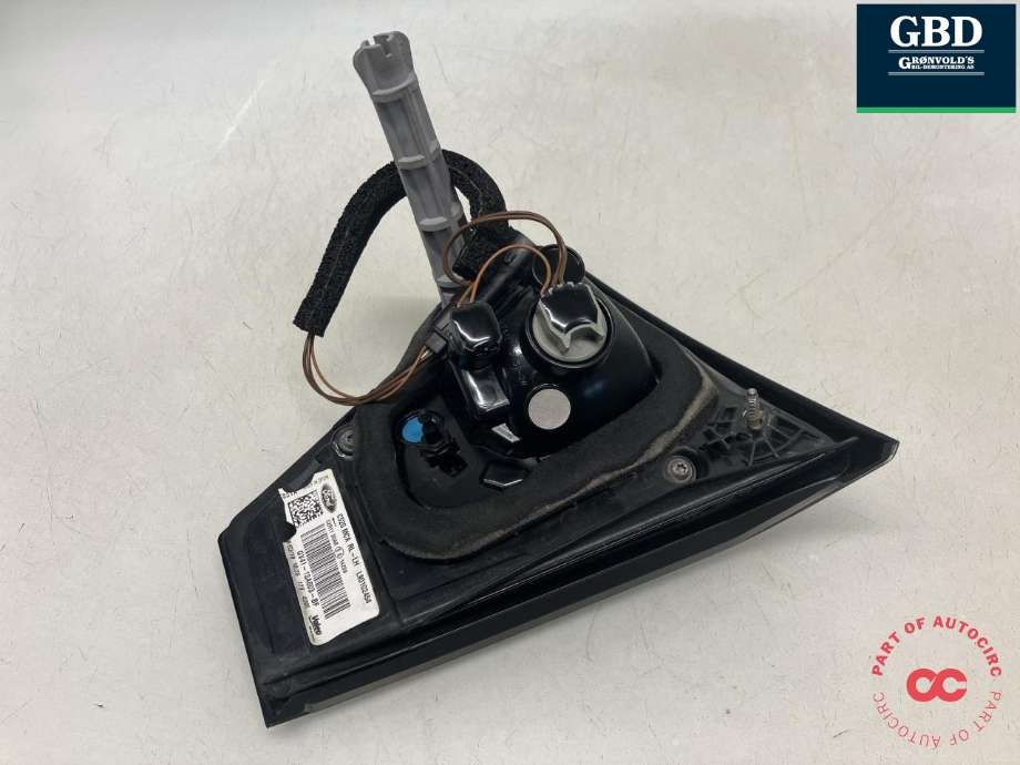 Baklykt venstre indre til Ford Kuga 2013-2019 (VALEO|2290288|GV41-13A603-BF|L90102454)