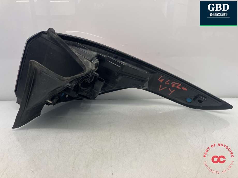 Baklykt venstre ytre til Ford Kuga 2013-2019  (VALEO|2318149|GV41-13405-BJ|L90102452)