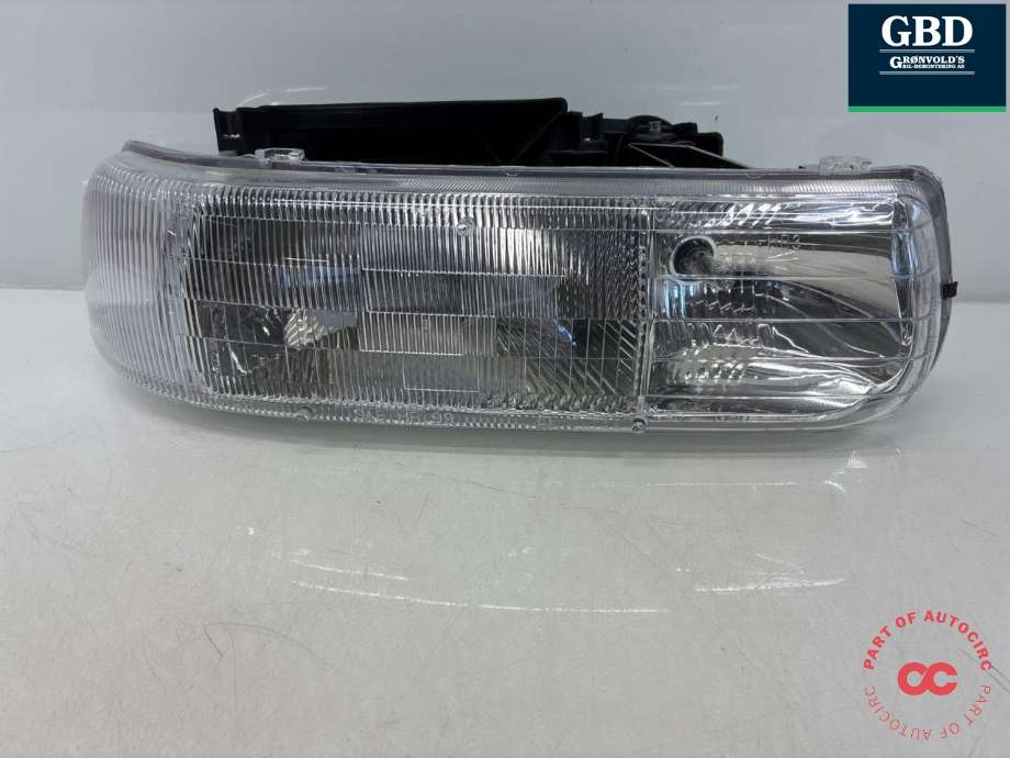 Frontlykt høyre halogen til Chevrolet Silverado, 2002-2006  (16526134)