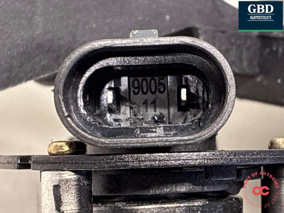 Frontlykt høyre halogen til Chevrolet Silverado 2002-2006 (16526134|)