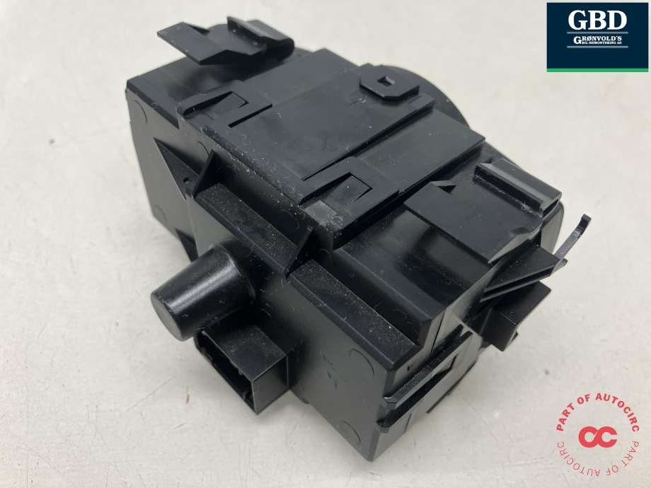 Bryter lys til BMW 3-Serie 2005-2011 (E90/E91/E92/E93) (E90/E91/E92/E93) (61 31 6 932 792|)