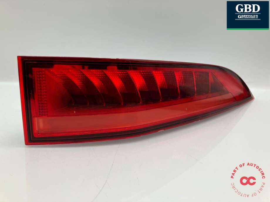 Baklykt høyre ytre til Jaguar F-PACE 2016-->> (X761) (X761) (T4A37905|HK8313404AH | HK83-13404-AG|T4A14074| HK8313404AF)
