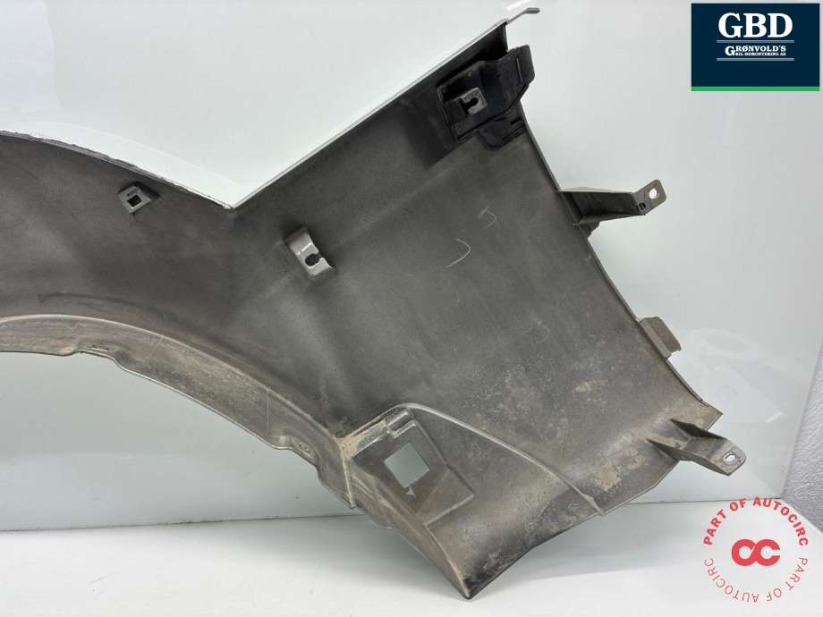 Hjulbuelist høyre bak til Toyota Land Cruiser 120 2002-2009  (7507760042|7574160201B0|)
