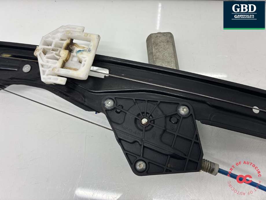 Ruteheis venstre foran til BMW 3-Serie 2012-2018 (F30/F31/F34) (F30/F31/F34) (51 33 7 281 885|)
