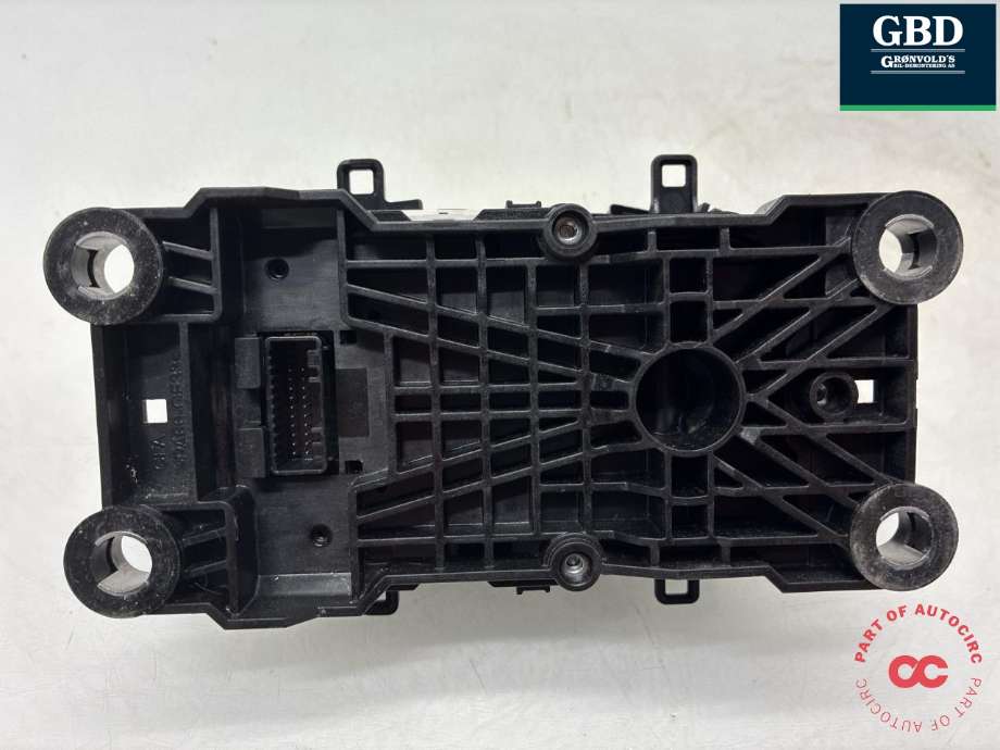 Girstang/girvelger automat til Toyota bZ4X 2022-->> (3355042321|)