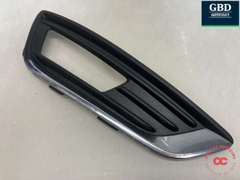 Grill høyre til Ford Focus, 2014-2018 (Type III, Fase 2)  (1873303)