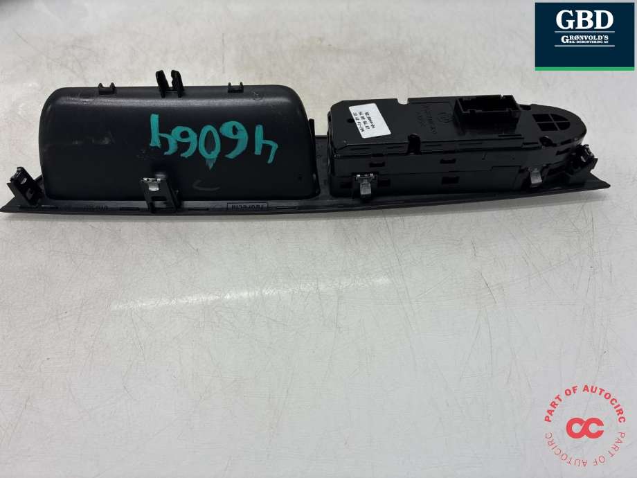 Bryter ruteheis førerdørspanel til BMW X5 2007-2013 (E70) (E70) (61 31 9 218 044|9218044-04|)