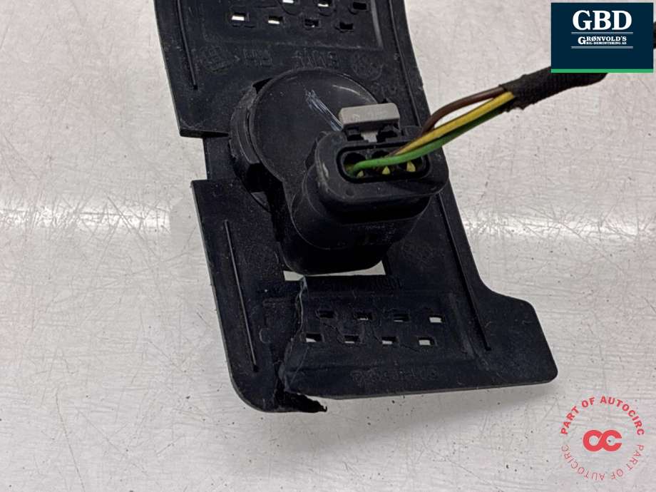 Parkeringssensor foran til BMW X5 2013-2018 (F15) (F15) (66 20 9 274 428|6620 927 4428 02|)