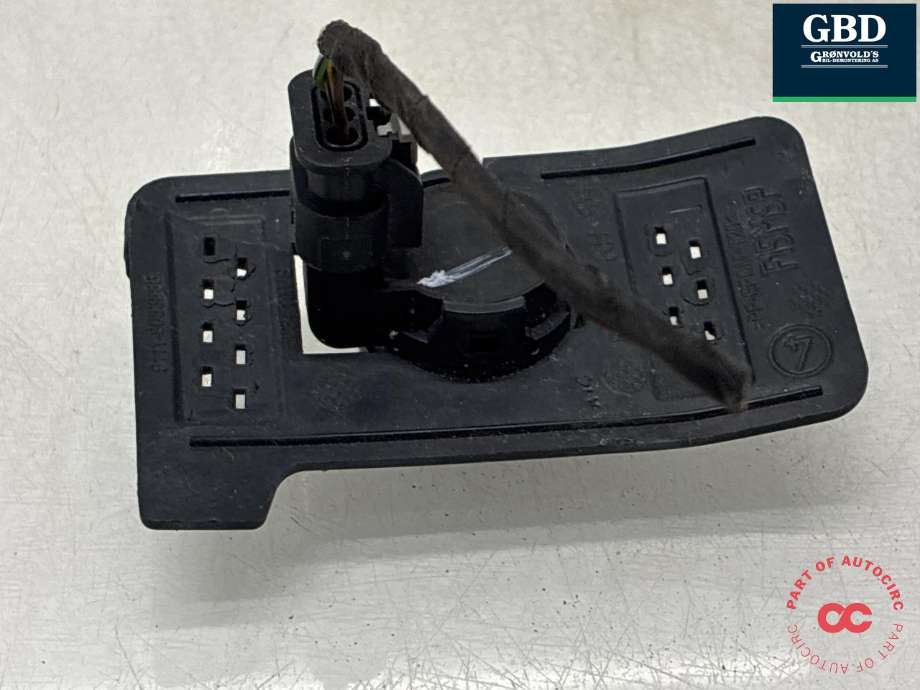 Parkeringssensor foran til BMW X5 2013-2018 (F15) (F15) (66 20 9 274 428|6620 927 4428 02|)