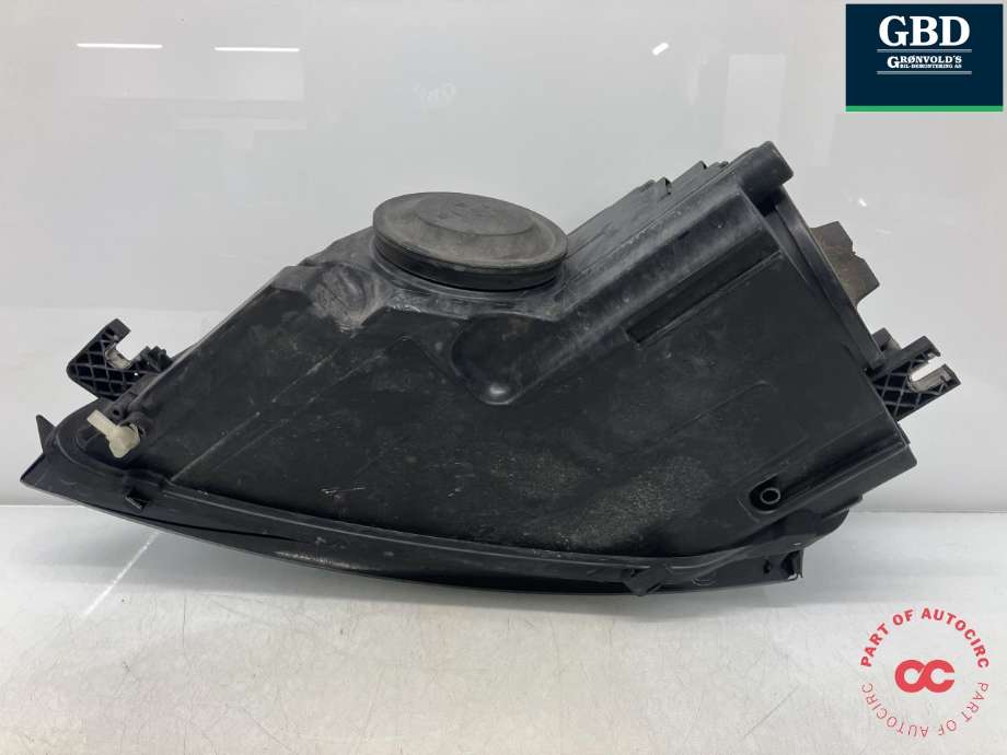 Frontlykt høyre halogen til Audi A3 2009-2012 (Type II, Fase 2)  (8P0 941 004 BQ|8P0 941 004 BL|)