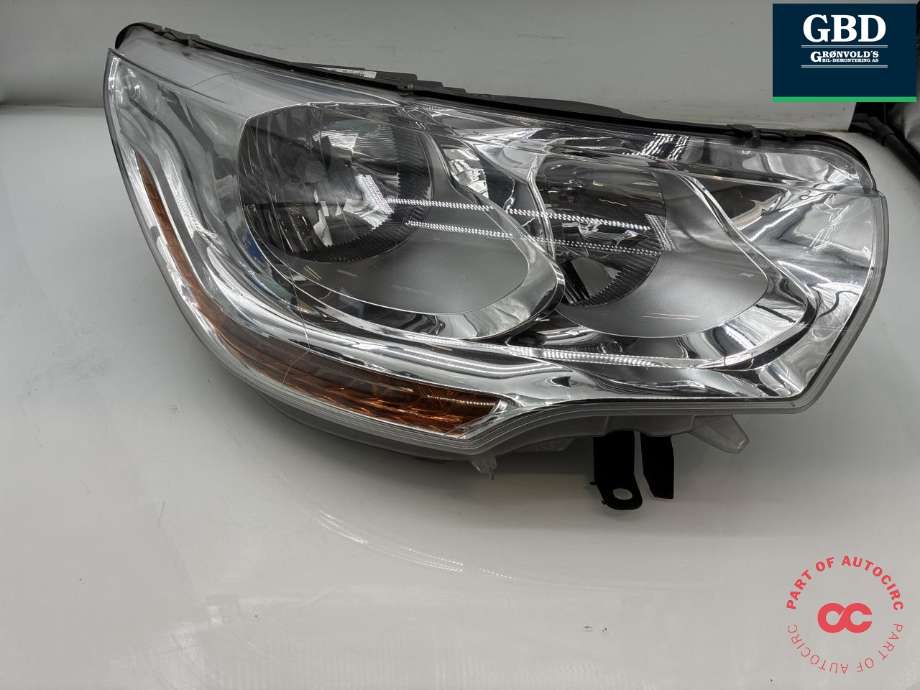 Frontlykt høyre halogen til Citroën DS4, 2011-2017  (6206 T5)