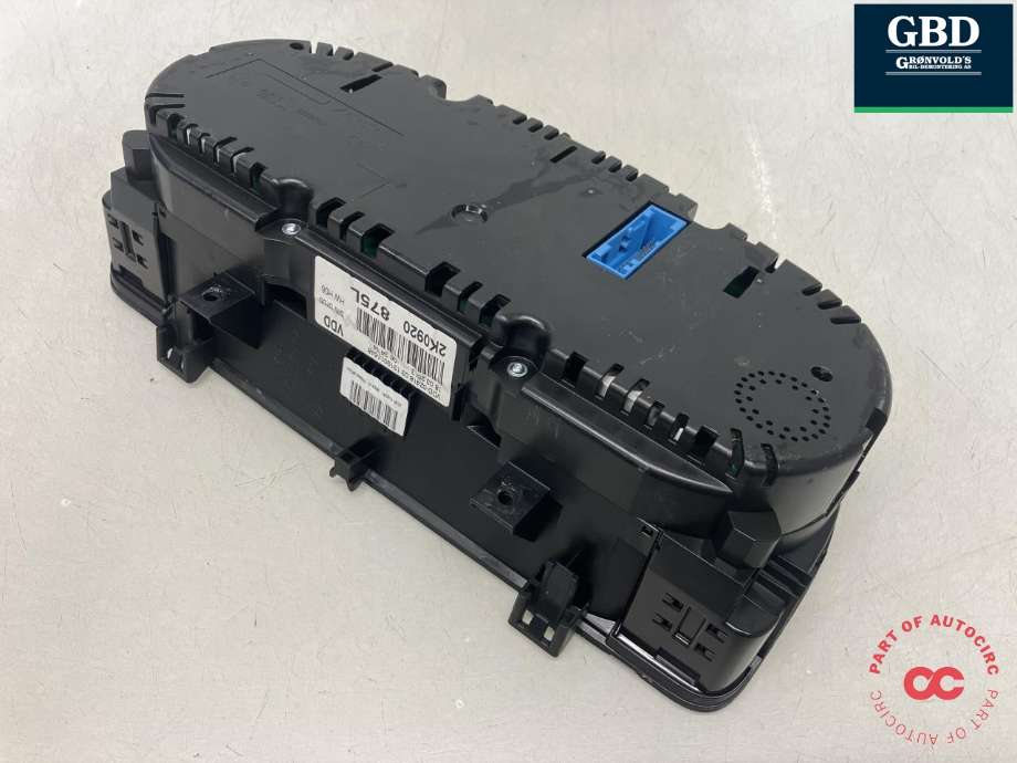 Instrumentpanel til VW Caddy 2010-2015 (Type III, Fase 2) (2K0 920 875 L|2K0 920 875 LX|)