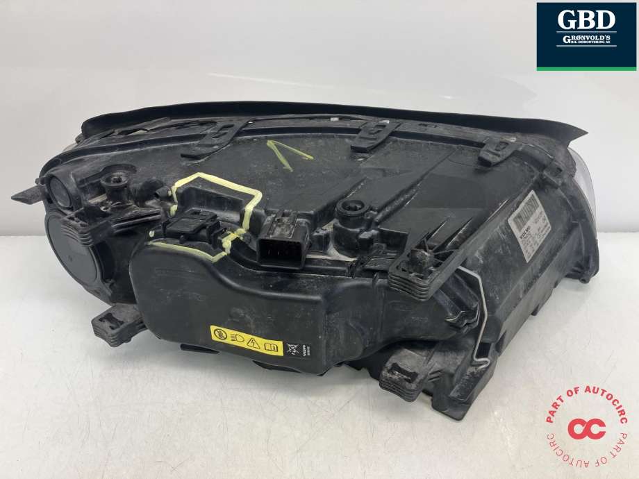 Frontlykt venstre xenon til Volvo V70 2007-2013 (Type III, Fase 1) (31214415|31214347|)