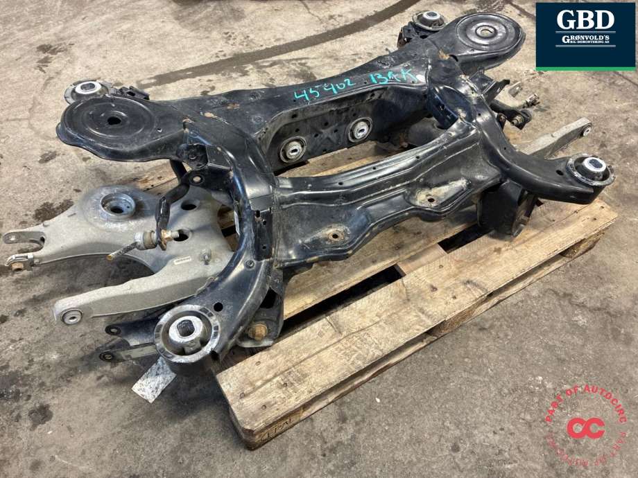 Travers bak til Land Rover Discovery 2017-->> (Type V) (LR146897|L8B25K091BB|LR128142| HPLA5K091AH)