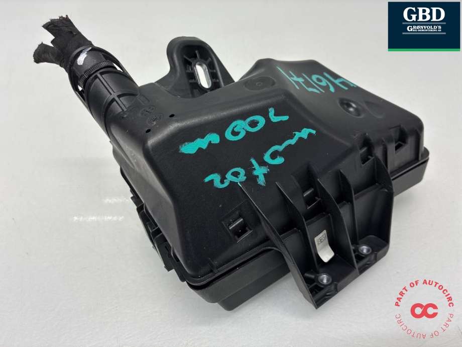 Sikringsboks motorrom til Audi Q4 e-tron 2021-->> (1EA 937 548 A|)