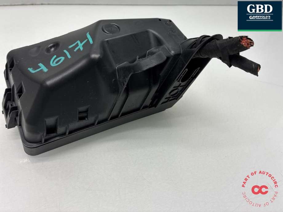 Sikringsboks motorrom til Audi Q4 e-tron 2021-->> (1EA 937 548 A|)