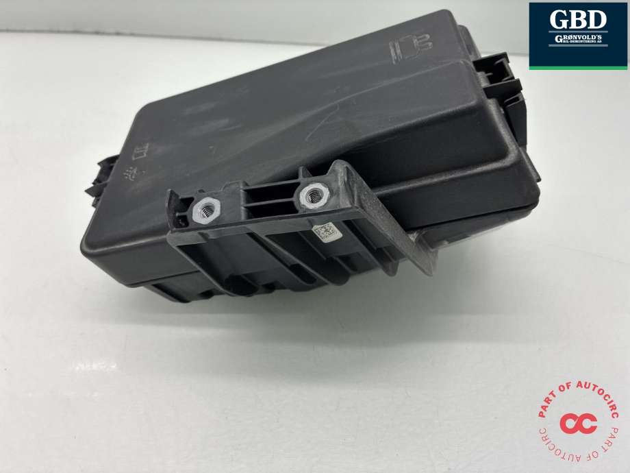 Sikringsboks motorrom til Audi Q4 e-tron 2021-->> (1EA 937 548 A|)
