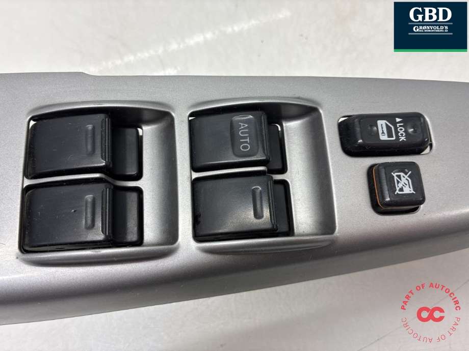 Bryter ruteheis førerdørspanel til Toyota Hilux 2006-2011  (848200K100|742320K170|)