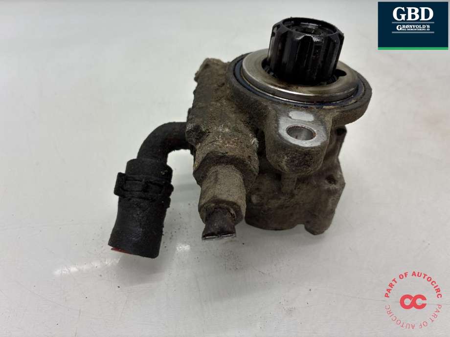 Servo pumpe mekanisk til Toyota Hilux 2006-2011  (443100K040|)