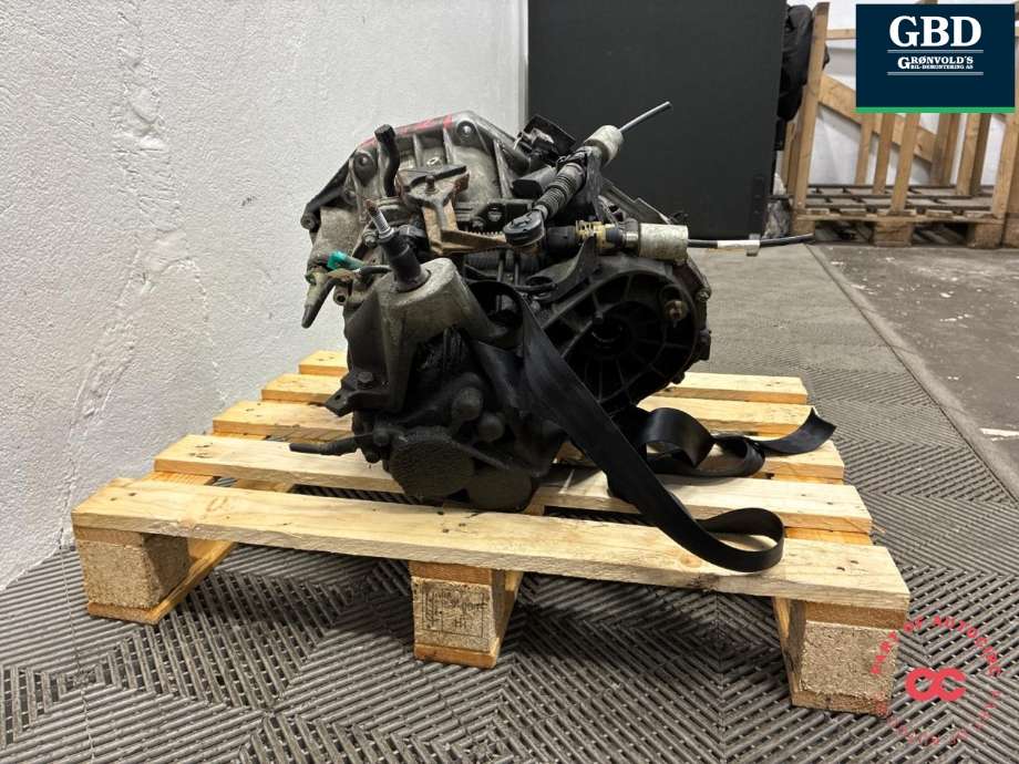 Girkasse manuell 6-trinn til Renault Kadjar 2015-->>  (320105732R|TL4-079|320107382R)