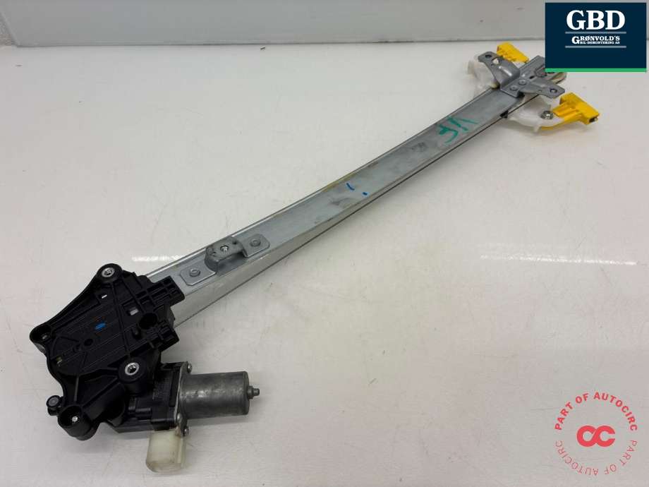 Ruteheis venstre foran til Suzuki Vitara 2015-->> (Type IV) (83402-86R10|)