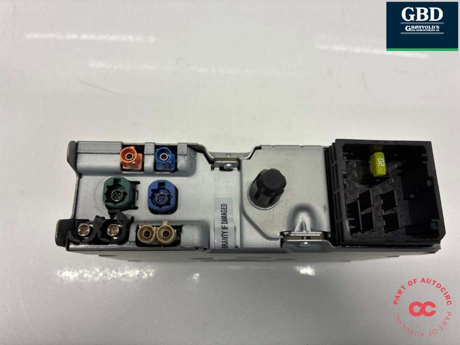 Bilstereo til Opel Mokka E 2020-->> (Type II) (16 966 502 80|65 053 880 80|9844106080)