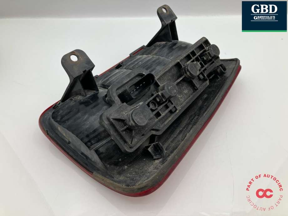 Baklykt venstre til VW Caddy 2004-2010 (Type III, Fase 1)  (2K0 945 095 P|2K0 945 111 A|)