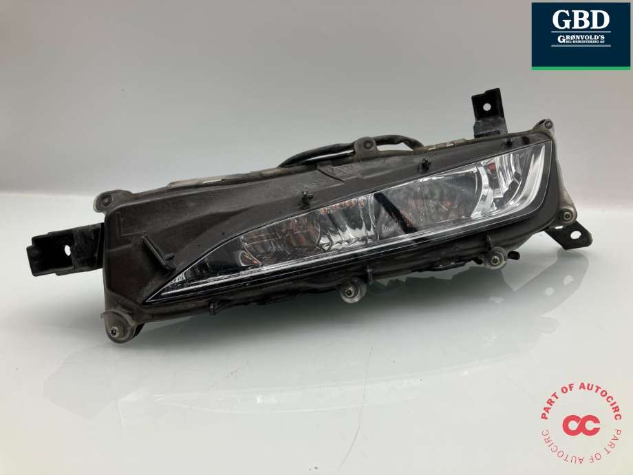 Tåkelykt venstre foran til Lexus RX, 2016-->> (Type IV) (AL20) (AL20) (8122048060)