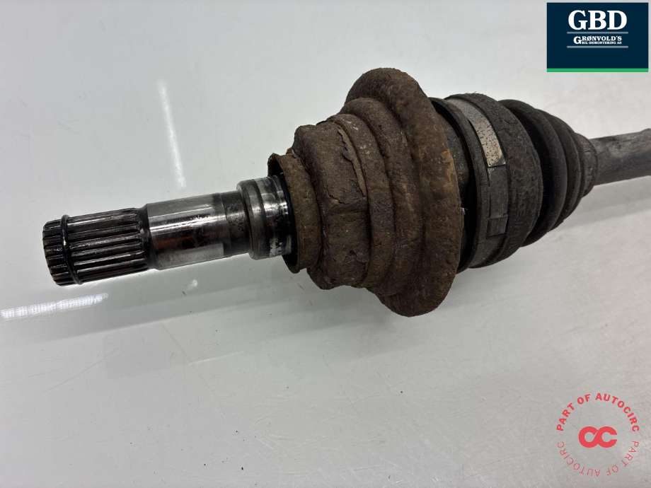 Drivaksel venstre bak, diesel/automat til Mazda 6 2015-2018 (Type III, Fase 2)  (RTA32560X|)