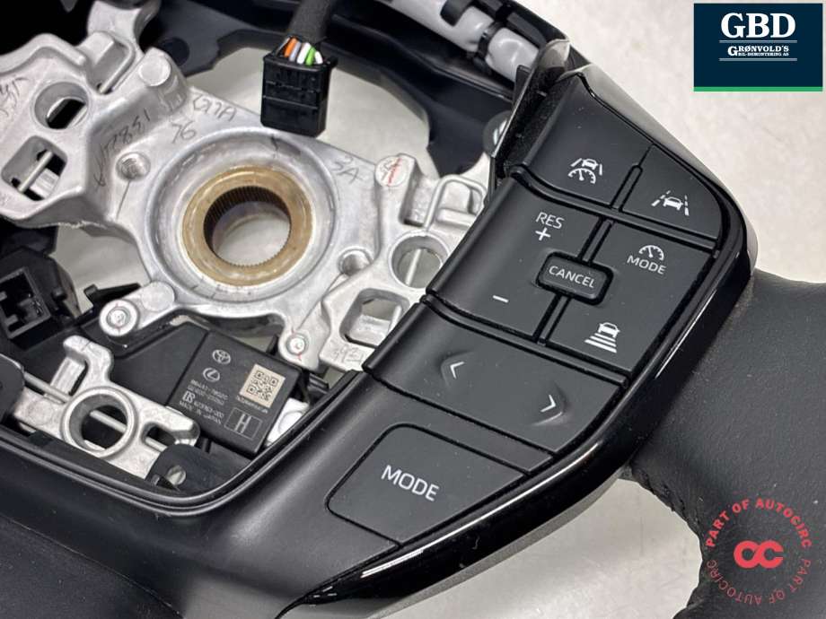 Ratt til Toyota bZ4X 2022-->>  (4510042460C0|864A1-78020|)