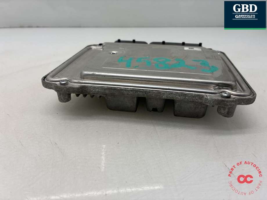 Styreenhet motor til Škoda Octavia 2009-2013 (Type II, Fase 2) (03G 906 021 TG|03G 906 021 TJ|0 281 014 717)