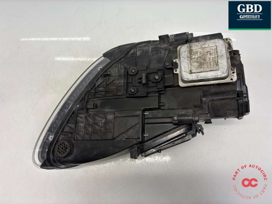 Frontlykt venstre xenon til Porsche Cayenne 2010-2017 (92A) (92A) (958 631 177 02|958 631 177 01|  7P5 907 381 A|958 631 177 00)