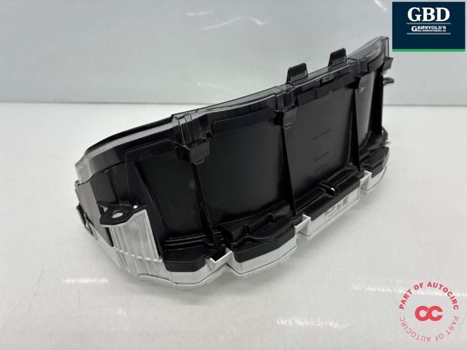 Instrumentpanel til Toyota Land Cruiser 150 2014-->> (Fase 2)  (838006BP61|)