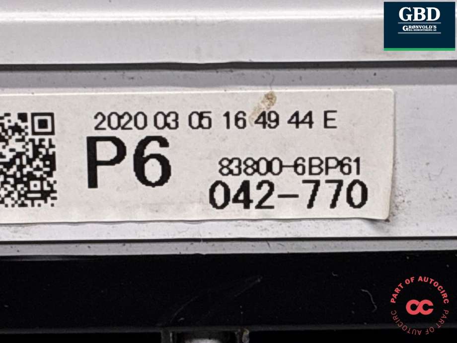 Instrumentpanel til Toyota Land Cruiser 150 2014-->> (Fase 2)  (838006BP61|)