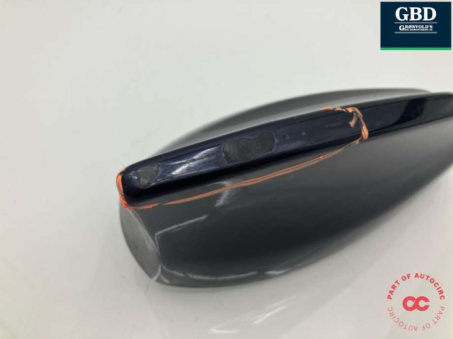 Antenne navigasjon til Jaguar F-PACE 2016-->> (X761) (X761) (C2D38129|FW9319C089BA|)