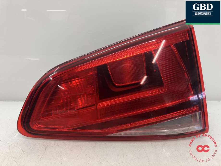 Baklykt høyre indre til VW Golf VII, 2012-2017 (Fase 1)  (VALEO|5G0 945 094 AE)