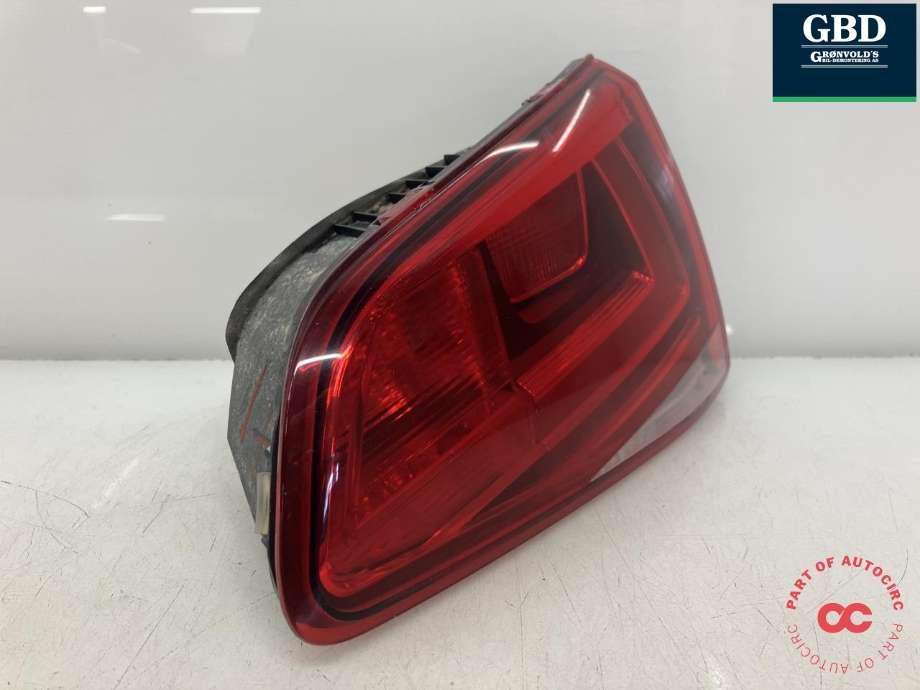 Baklykt høyre indre til VW Golf VII 2012-2017 (Fase 1)  (VALEO|5G0 945 094 AE|5G0 945 094 P|90029156)