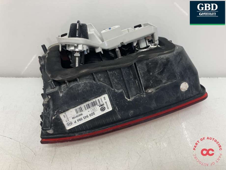 Baklykt høyre indre til VW Golf VII 2012-2017 (Fase 1)  (VALEO|5G0 945 094 AE|5G0 945 094 P|90029156)