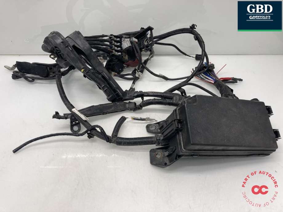 Sikringsboks motorrom til Toyota Corolla 2019-->> (8266612660|82641-47050-A|)