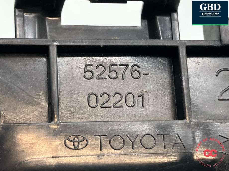 Støtfanger bak feste til Toyota Corolla 2019-->>  (5257602201|)
