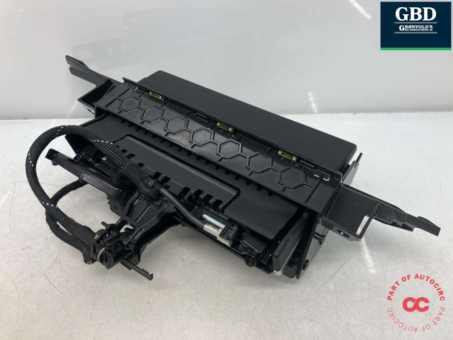 Bilstereo navigasjon skjerm til Audi A6 2014-2018 (Type IV, Fase 2) (C7) (C7) (4G5 919 607 D|)