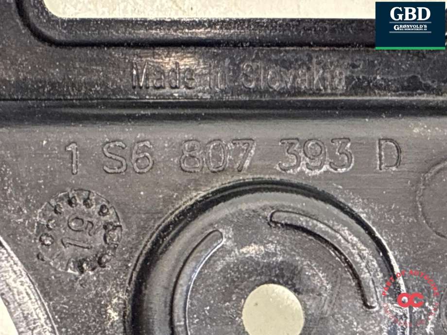 Støtfanger bak feste til VW E-Up 2019-->> (1S6 807 393 D|)