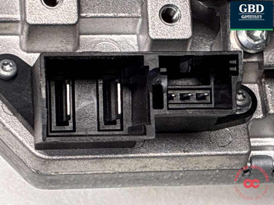 Rattaksel elektrisk servo til VW E-Up 2019-->> (1S1 423 520 AR|1S1 423 520 AN|1S1 423 520 AK)