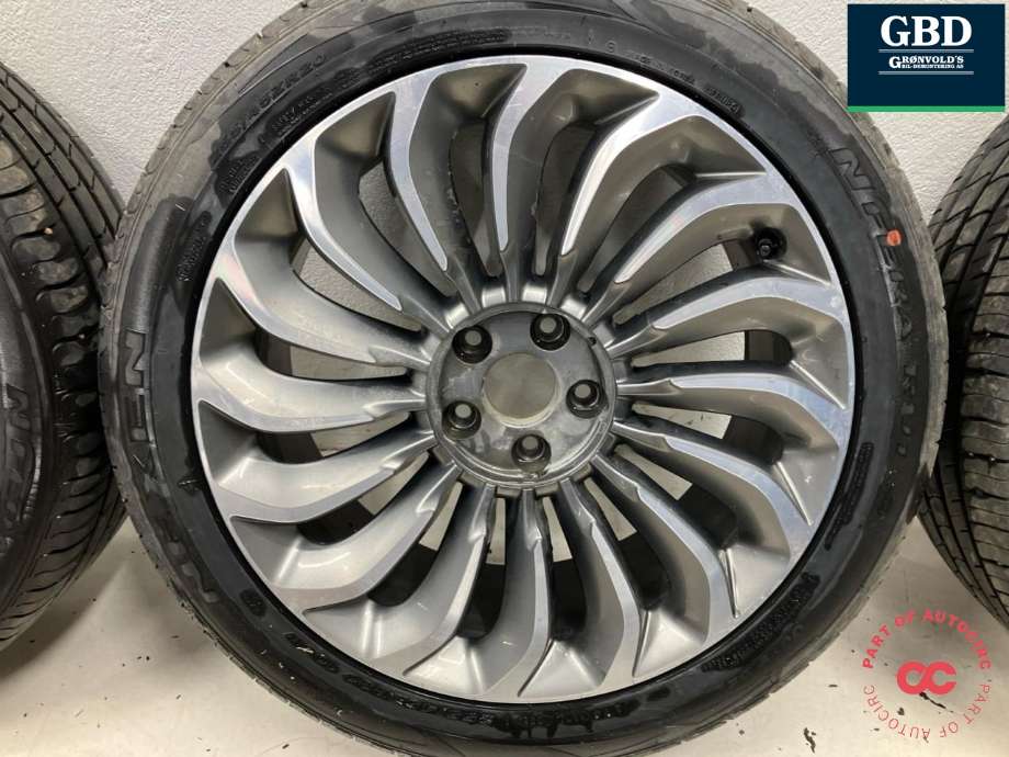 Hjulsett aluminium sommer til Voyah Free 2021-->>  (NEXEN|NFERA RU 1|255/45ZR20| PROD 25| 5/6MM|20X8.5J| ET30)