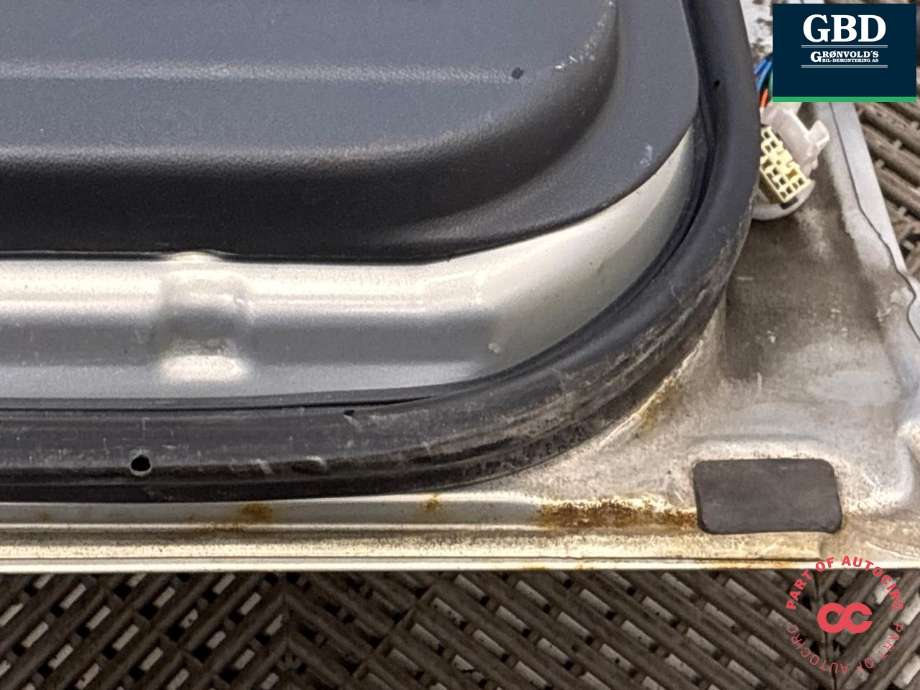 Dør venstre bak til Isuzu D-Max 2007-2012 (Type I) (8980427800|)