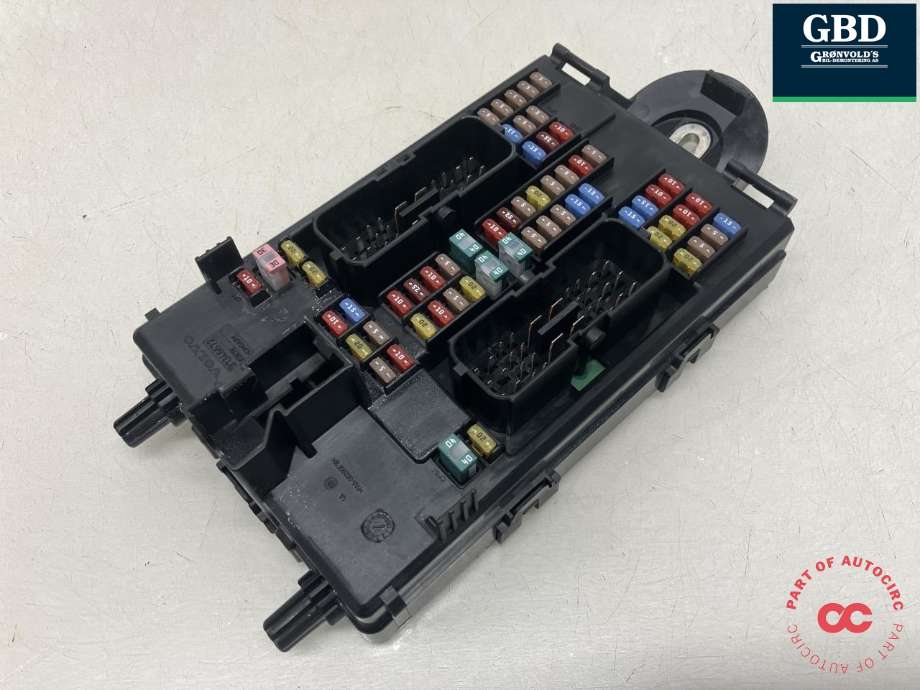 Sikringsboks kupe til Volvo XC90 2015-2025 (Type II)  (31346672|K067R|)