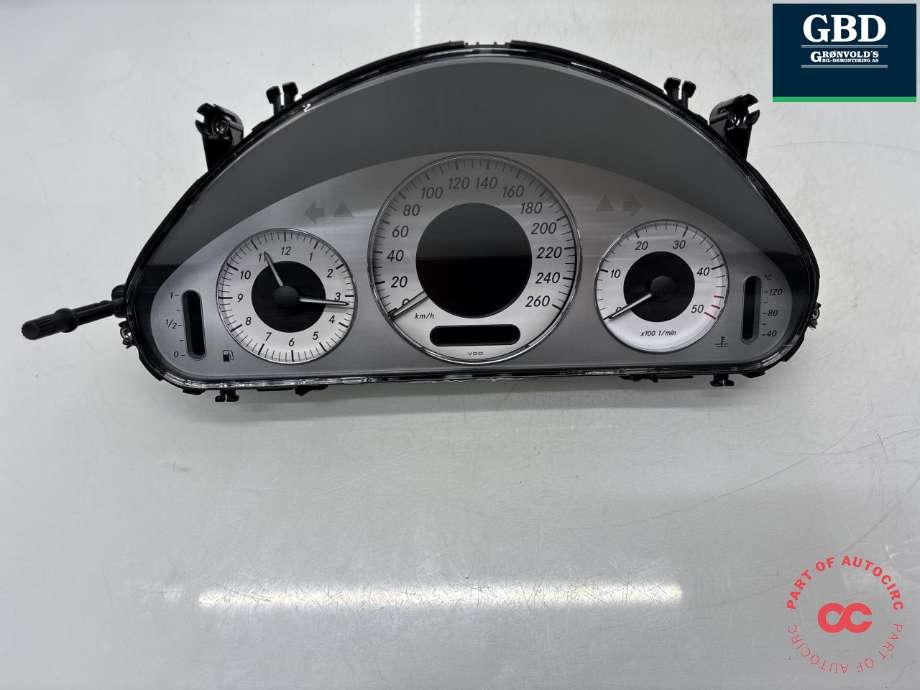 Instrumentpanel til Mercedes E-Klasse, 2006-2009 (Fase 2) (W211) (W211) (A 211 440 74 11)