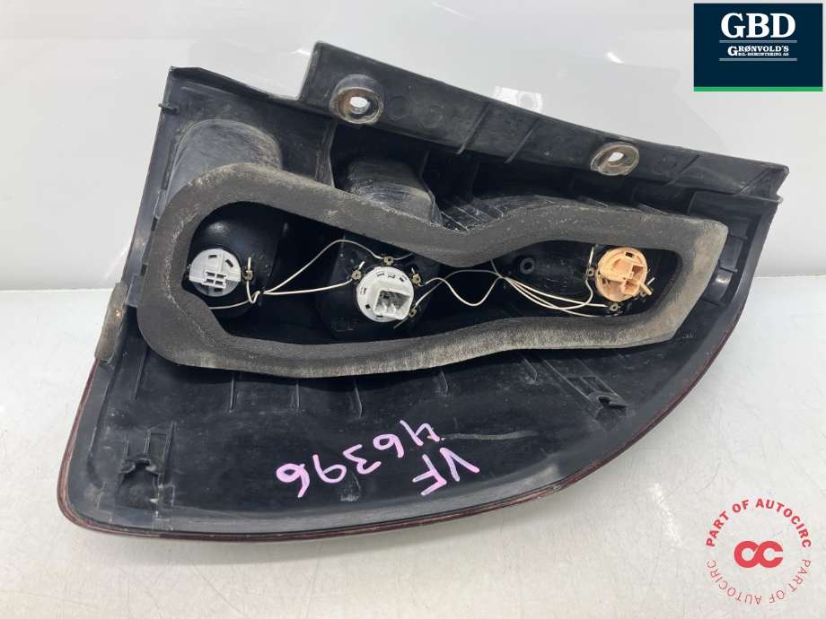 Baklykt venstre til Toyota Land Cruiser 120 2002-2009  (8156160621|8156160620|)