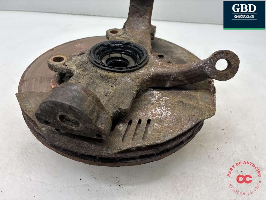 Hjulspindel venstre foran til Isuzu D-Max 2007-2012 (Type I) (8-97943629-1|)
