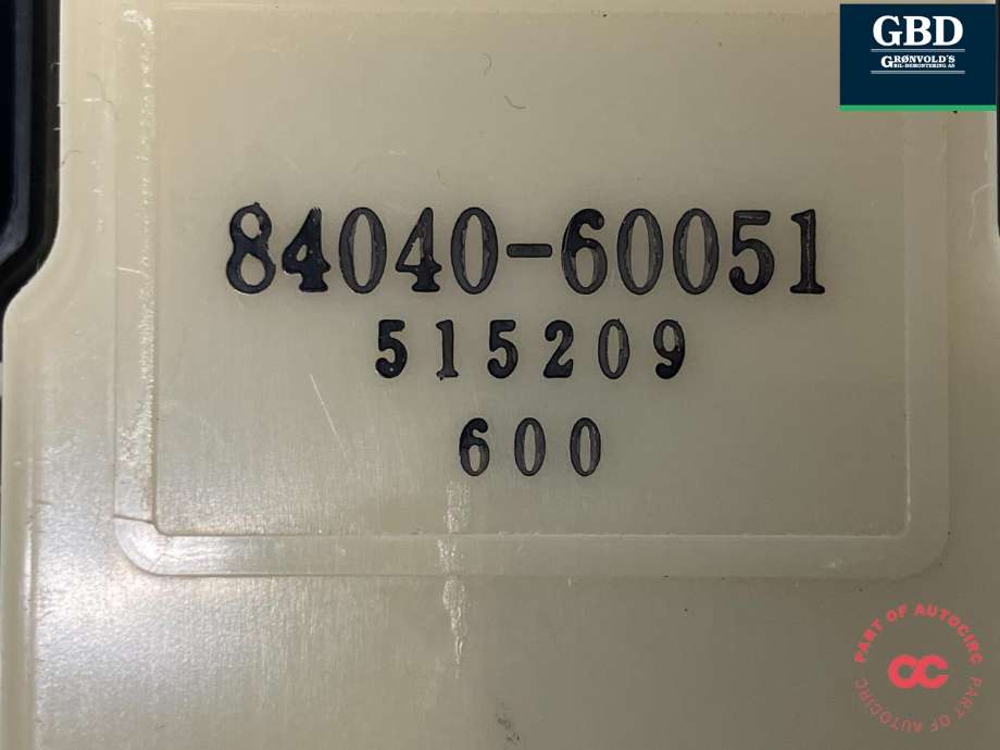 Bryter ruteheis førerdørspanel til Toyota Land Cruiser 120 2002-2009  (8403060022|8403060023| 8403060020|84040-60051)